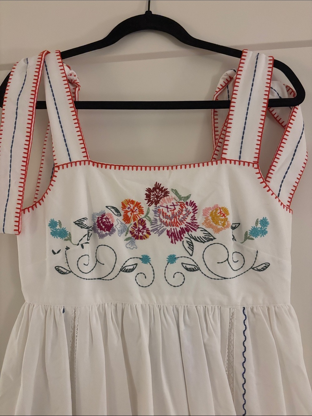 HUNTER BELL Multi Embroidery Stefy Dress - Picture 6 of 8